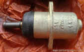 type 4 clutch slave cylinder Volkswagen Spares breaking parts .JPG (151775 bytes)
