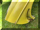 Beetle_roof_yellow_1972_Flat_screen_body_cut_gutters_roof_chop_volkswagen__6.JPG (364634 bytes)