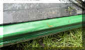 green_VW_Beetle_door_right_solid_good_nice_spares_1972_1302__16.JPG (318388 bytes)