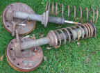 vw Beetle 1302 1303 front suspension legs struts 3 bolt.JPG (3590442 bytes)