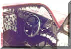 RHD_VW_Oval_beetle_project_1955_custom_interior__2.jpg (79420 bytes)