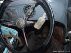 vw standard model oval beetle  Dash steering wheel.JPG (166852 bytes)